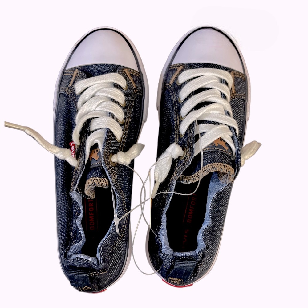 New Levi’s Denim Shoes